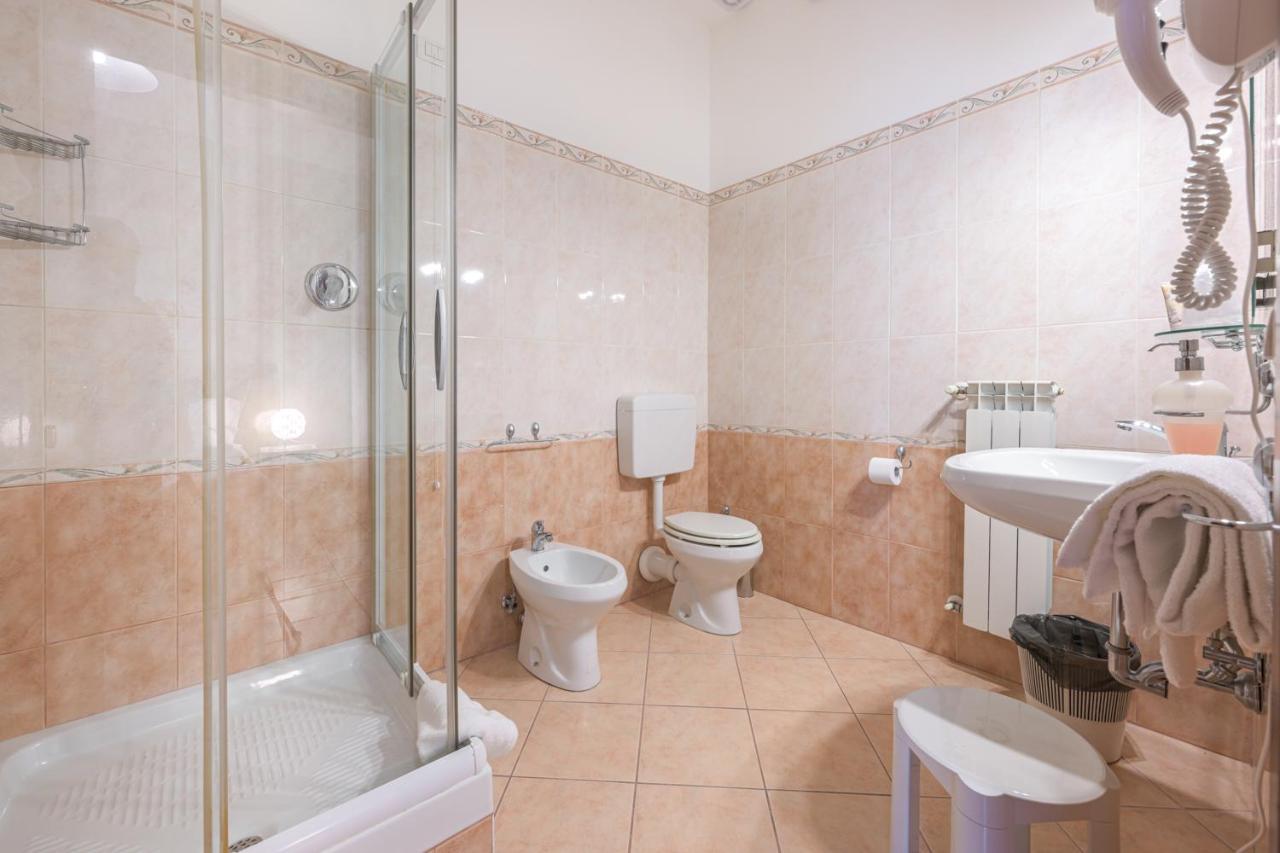 Affittacamere Berzi Триест Экстерьер фото
